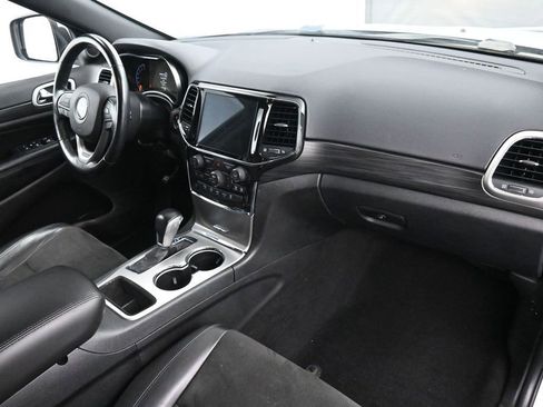 Used 2021 Jeep Grand Cherokee Laredo X AWD/4WD image 22