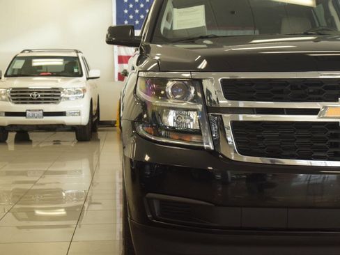 Used 2017 Chevrolet Tahoe LT RWD image 8