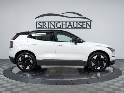 New 2026 Volvo EX30 Plus w/ Protection Package Premier AWD/4WD image 4