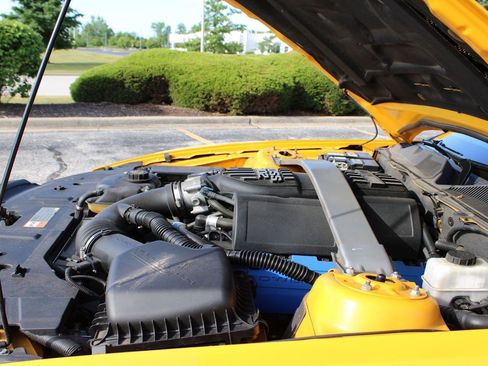 Used 2013 Ford Mustang Boss 302 w/ Boss 302 Accessory Pkg image 27