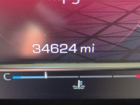 Used 2023 GMC Sierra 1500 AT4 image 28