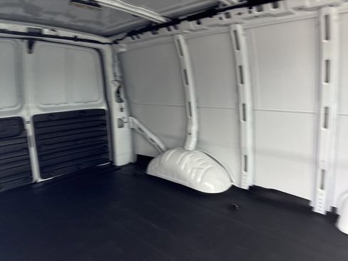 New 2025 Chevrolet Express 2500 image 6