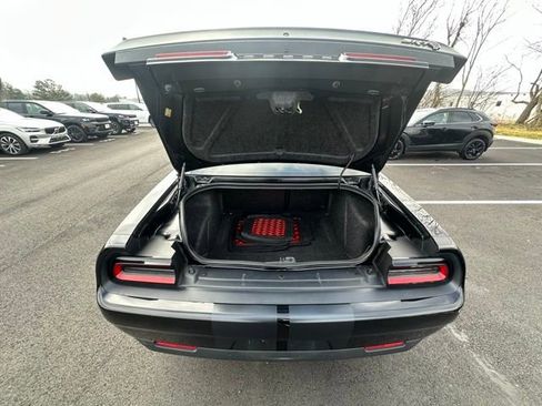Used 2018 Dodge Challenger SRT Hellcat image 15