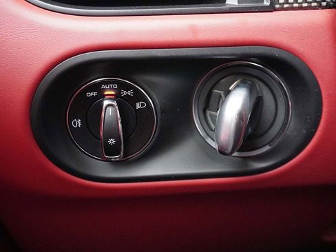 Used 2024 Porsche Macan GTS image 47