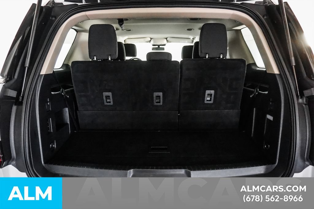 Used 2024 Ford Expedition XLT RWD image 23
