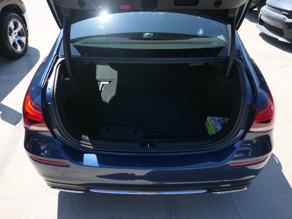 Used 2019 Mercedes-Benz A 220 w/ Premium Package image 21