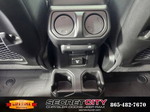 New 2026 Jeep Gladiator Mojave AWD/4WD image 28