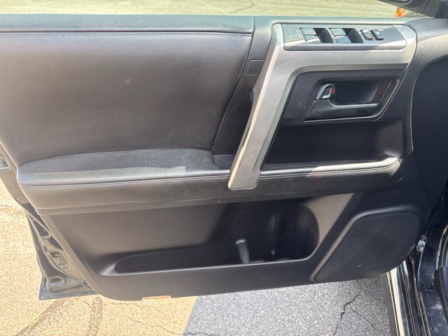 Used 2011 Toyota 4Runner Limited AWD/4WD image 13