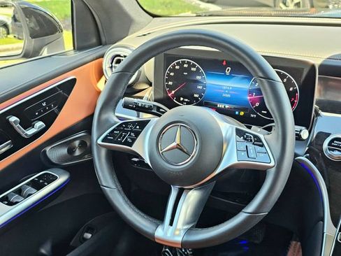 Certified 2023 Mercedes-Benz GLC 300 4MATIC image 29
