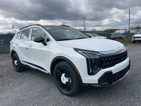 New 2026 Kia Sportage X-Line image 5