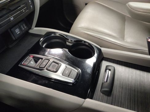 Used 2016 Honda Pilot Elite image 26