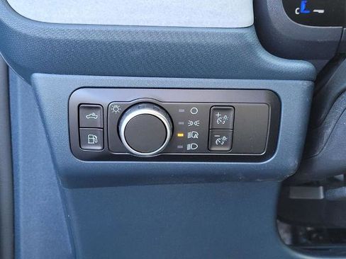 New 2026 Ford Maverick XLT image 14