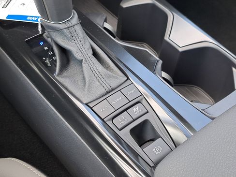 New 2025 Toyota Camry SE image 25