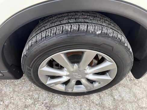 Used 2017 INFINITI QX50 Journey w/ Premium Package image 10