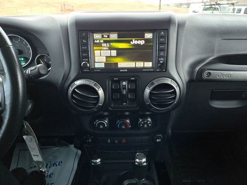 Used 2017 Jeep Wrangler Unlimited Sport w/ Quick Order Package 24S image 18