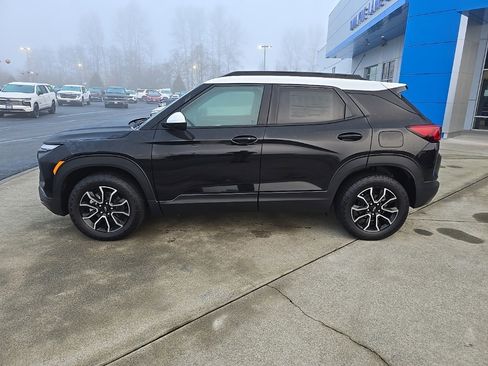 New 2026 Chevrolet TrailBlazer ACTIV w/ Convenience Package image 2