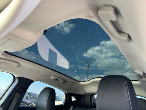 New 2025 Ford Mustang Mach-E Premium image 9