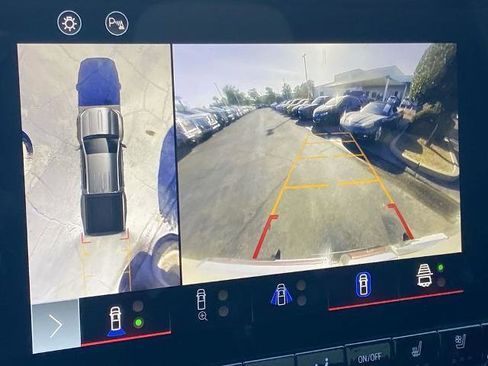 Used 2024 GMC Canyon AT4X image 11