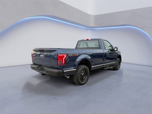 Used 2017 Ford F150 XL w/ Trailer Tow Package w/101A image 4