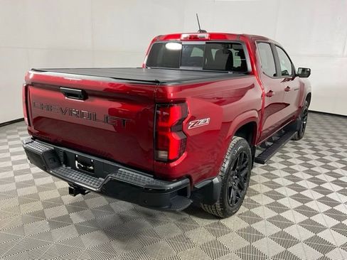 Used 2025 Chevrolet Colorado Z71 w/ Technology Package image 8