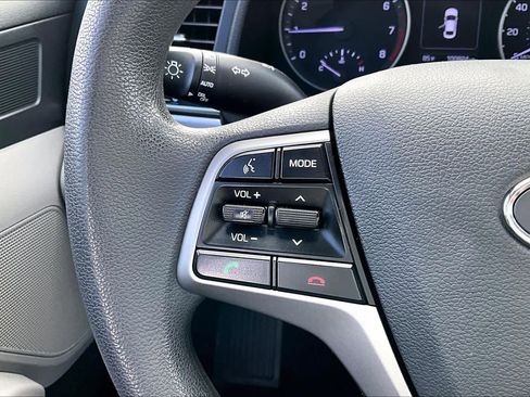 Used 2018 Hyundai Elantra SEL FWD image 22