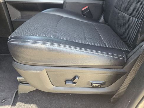 Used 2018 RAM 1500 Sport w/ Convenience Group AWD/4WD image 25