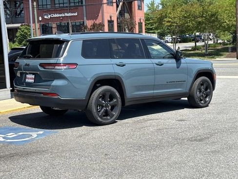 New 2026 Jeep Grand Cherokee L Limited AWD/4WD image 36