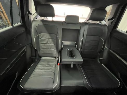 Used 2024 Volkswagen Tiguan SEL R-Line image 29