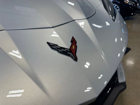 Used 2021 Chevrolet Corvette Stingray 2LT w/ Z51 Performance Package image 46