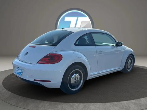 Used 2012 Volkswagen Beetle 2.5 FWD image 25