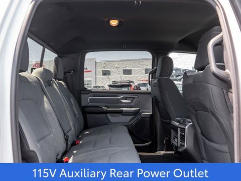 Used 2022 RAM 1500 Big Horn AWD/4WD image 13