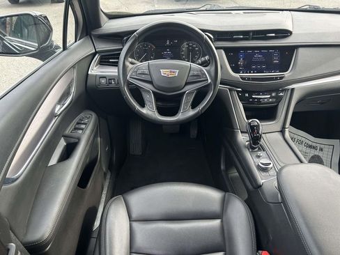Used 2022 Cadillac XT5 Luxury image 14
