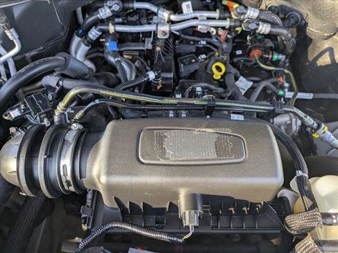 Used 2022 Ford Explorer XLT w/ Equipment Group 202A image 23