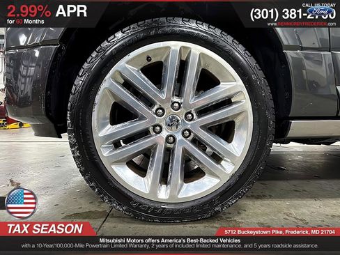 Used 2017 Ford Expedition Platinum image 11