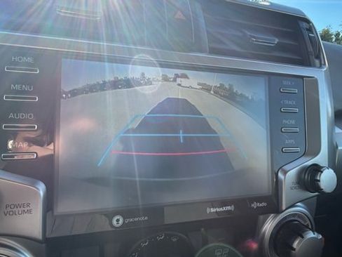 Used 2022 Toyota 4Runner SR5 Premium image 23