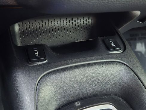 Used 2023 Toyota Corolla XLE image 20