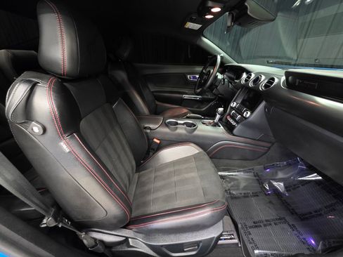 Used 2022 Ford Mustang GT Premium w/ Equipment Group 401A image 2