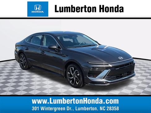 Used 2025 Hyundai Sonata SEL FWD image 1