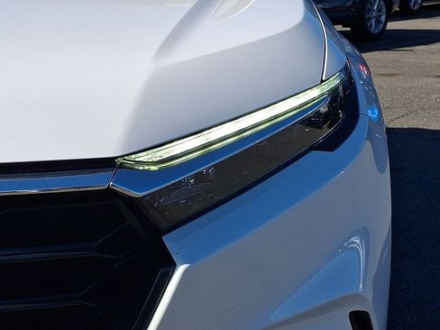 Used 2023 Honda CR-V LX image 9