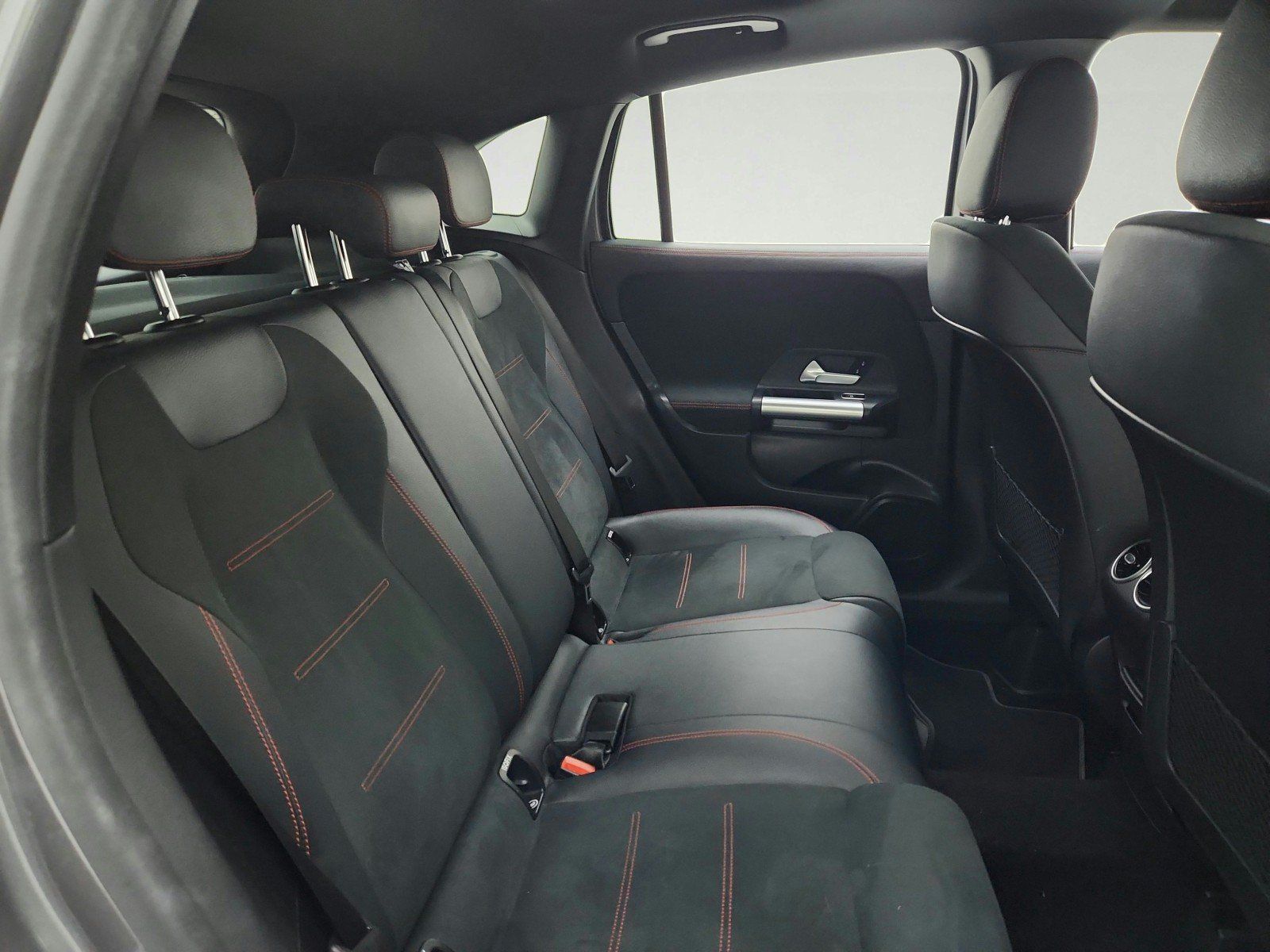 Used 2023 Mercedes-Benz GLA 250 image 30