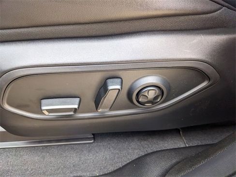 New 2025 Jeep Grand Cherokee L Limited image 7