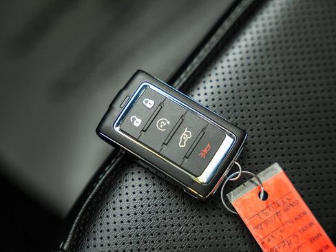 Used 2025 Jeep Grand Cherokee Limited w/ Luxury Tech Group II image 52