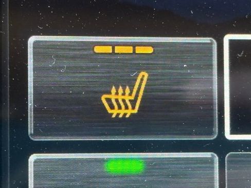 Used 2023 Subaru Outback Onyx Edition image 12