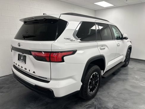 Used 2026 Toyota Sequoia SR5 w/ TRD Off-Road Package AWD/4WD image 7