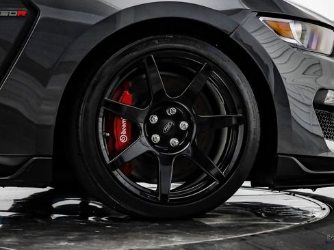 Used 2016 Ford Mustang Shelby GT350R w/ GT350R Equipment Group 920A image 89