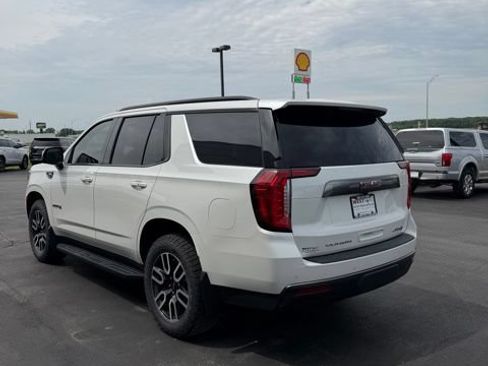 Used 2021 GMC Yukon AT4 w/ Rear Media and Nav Package AWD/4WD image 6