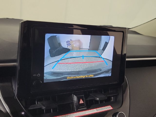 Used 2025 Toyota Corolla LE FWD image 29