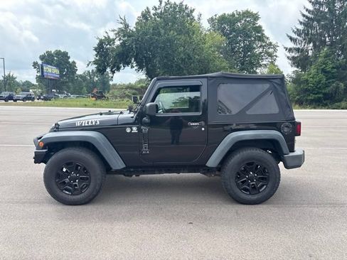 Used 2015 Jeep Wrangler Sport AWD/4WD image 2