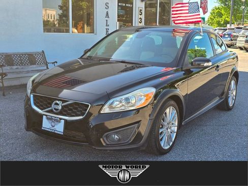 Used 2011 Volvo C30 T5 FWD image 1