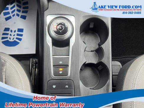 Used 2020 Ford Escape SE image 28